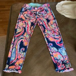 Lilly Pulitzer size small luxletic leggings.